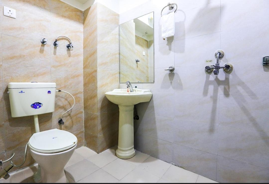 Venus Hotel 5 Minute Walking Distance From Dargah Аджмер Екстериор снимка